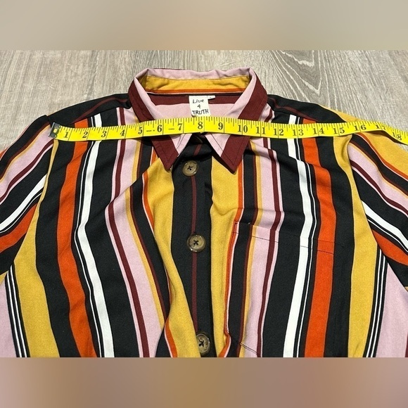 LIVE 4 Truth - Women’s Colorful Striped Collared Long Sleeve Crop Top - Picture 6 of 10